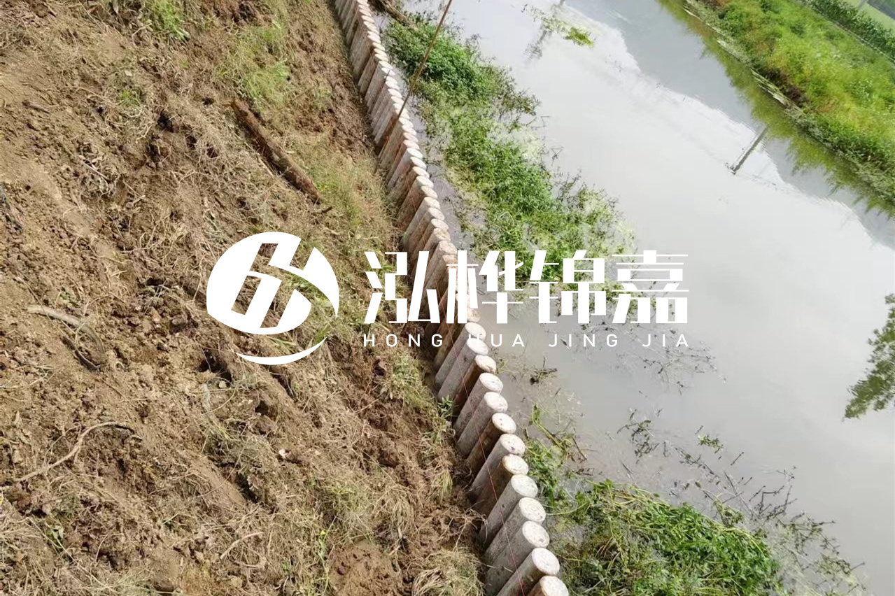 仿木樁施工前注意事項(xiàng)-水泥樁打樁機(jī)是怎么打樁的？