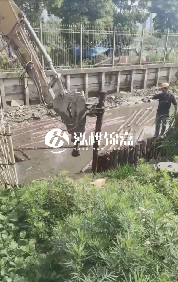 湖州打松木樁施工團(tuán)隊(duì)-河道護(hù)坡樁一般幾米長？