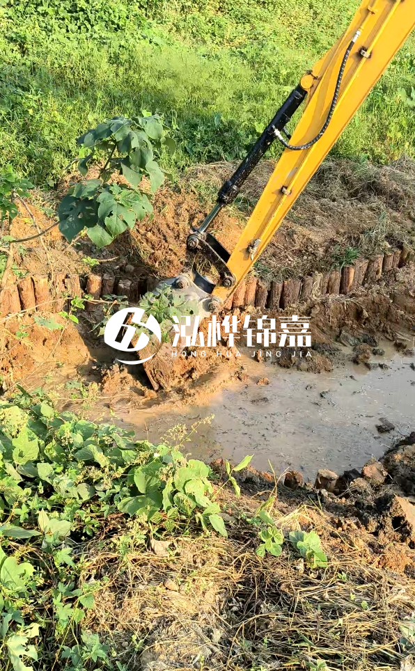 德州河道清淤專業(yè)施工-打完松木樁后為何需要立即清理淤泥？